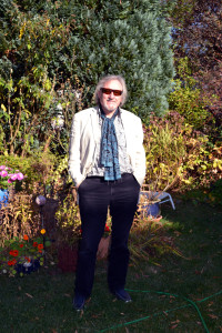 Klaus Theweleit in seinem Garten (November 2015)